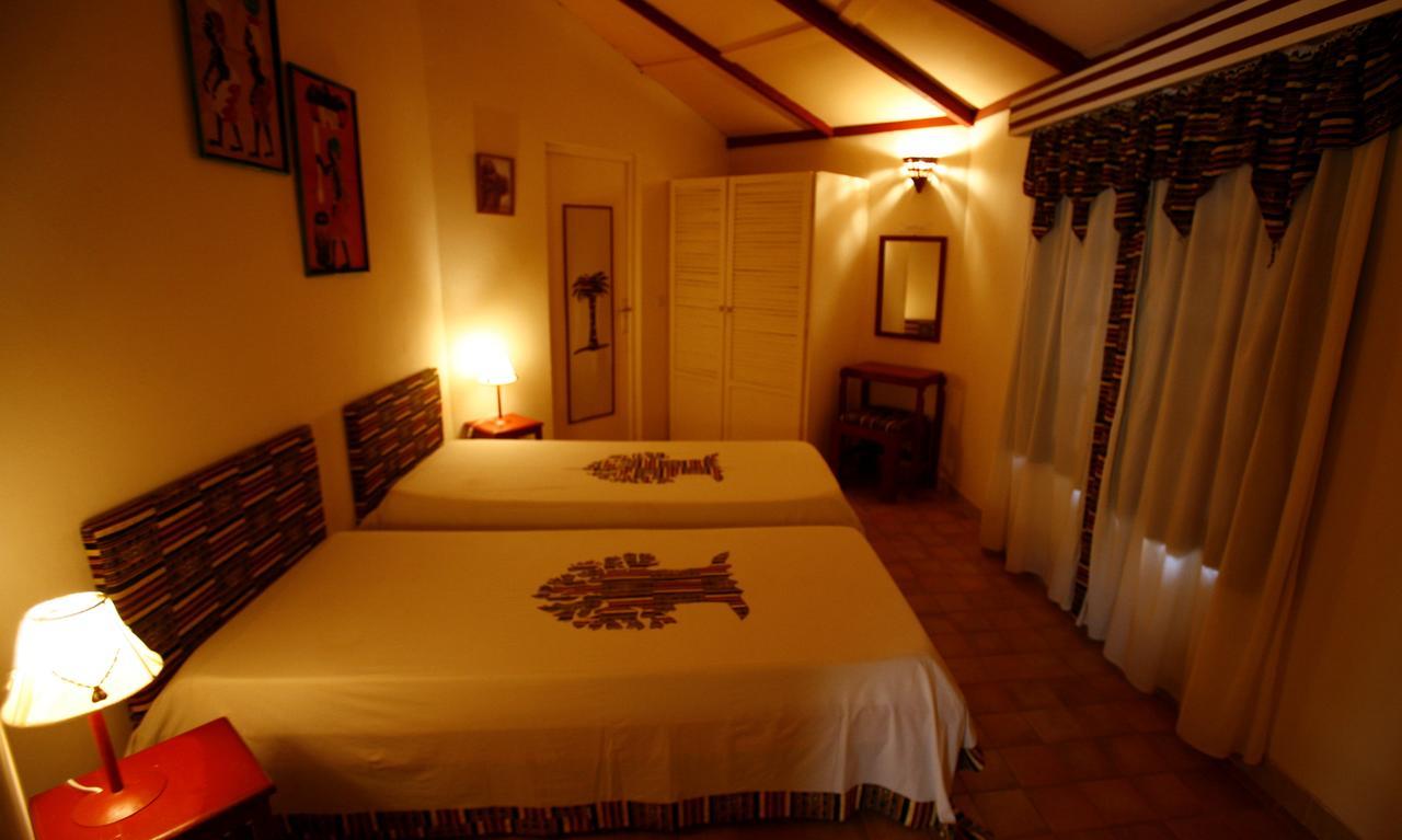 Diamarek Hotel Sur La Plage Saint-Louis Extérieur photo